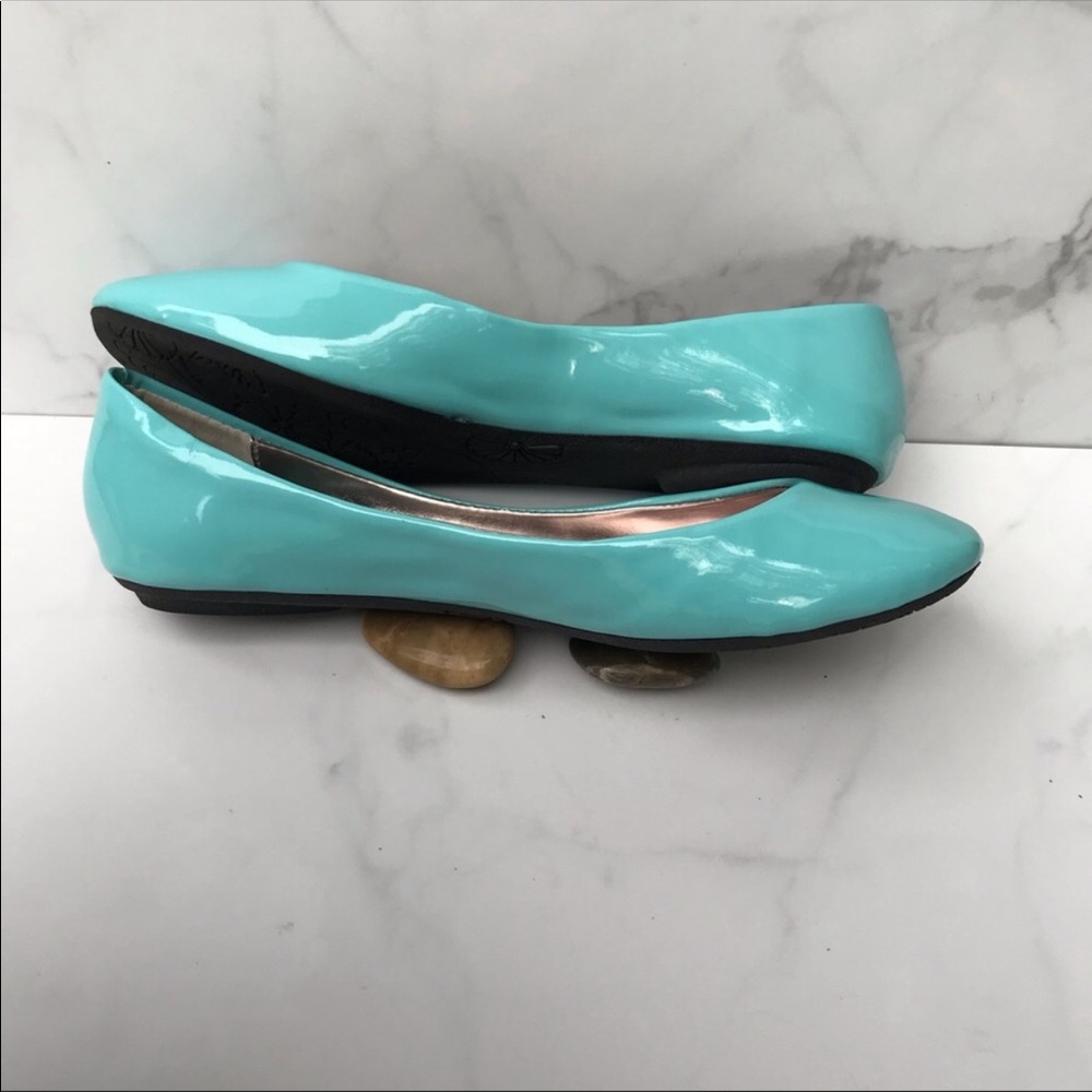 Steve Madden turquoise robins egg flats 7.5